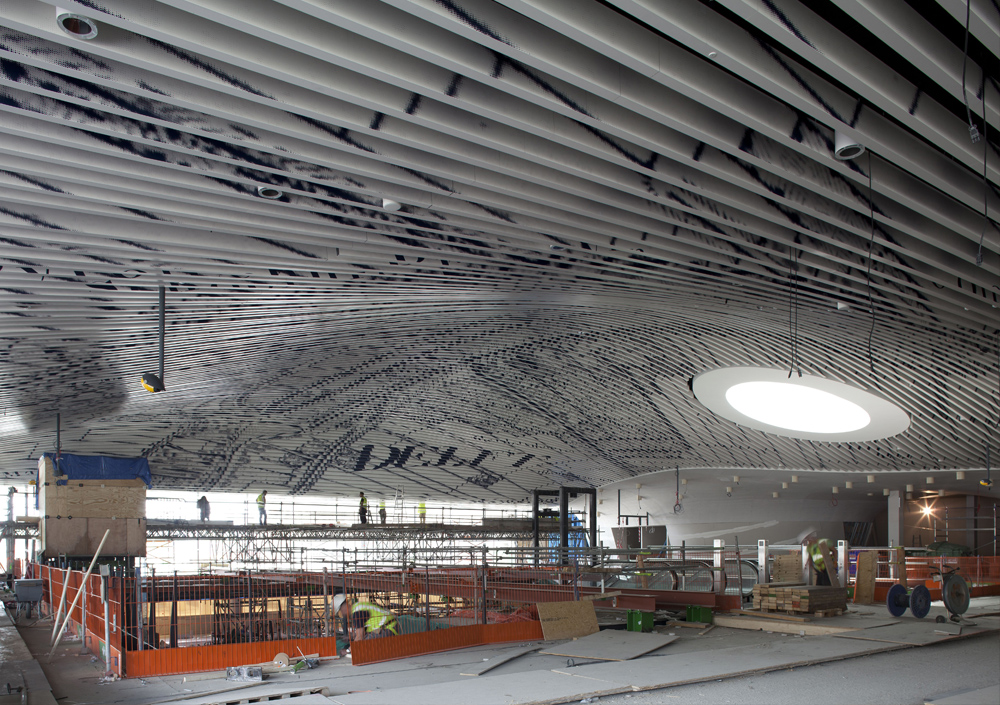 2014 07 10 Historical city map graces the vaulted ceiling of Delft’s new train station